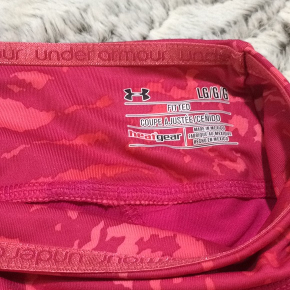 Under Armour Compression Shorts - Picture 5 of 5